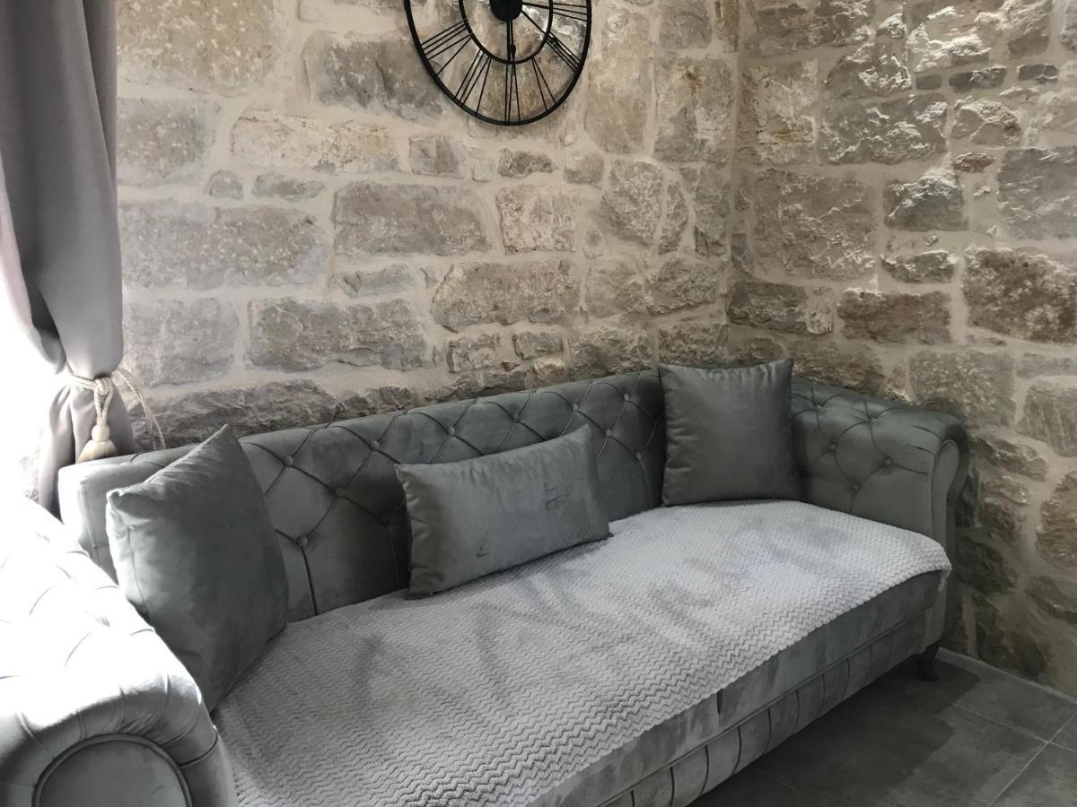 Stone House Chiara Seaview Leilighet Funtana Eksteriør bilde